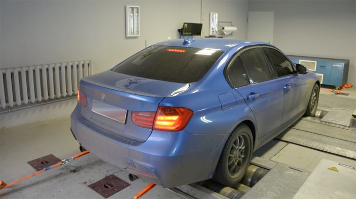 BMW 320i ��������������������